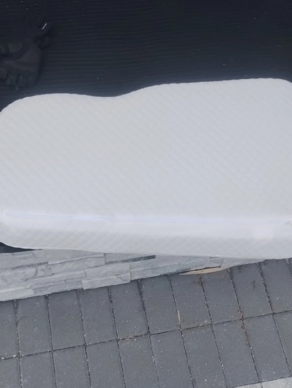 Contour Memory Foam Pillow - White